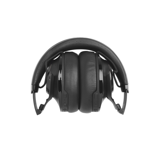 JBL Club 950NC - Black - Wireless over-ear noise cancelling headphones - Detailshot 3 image number null